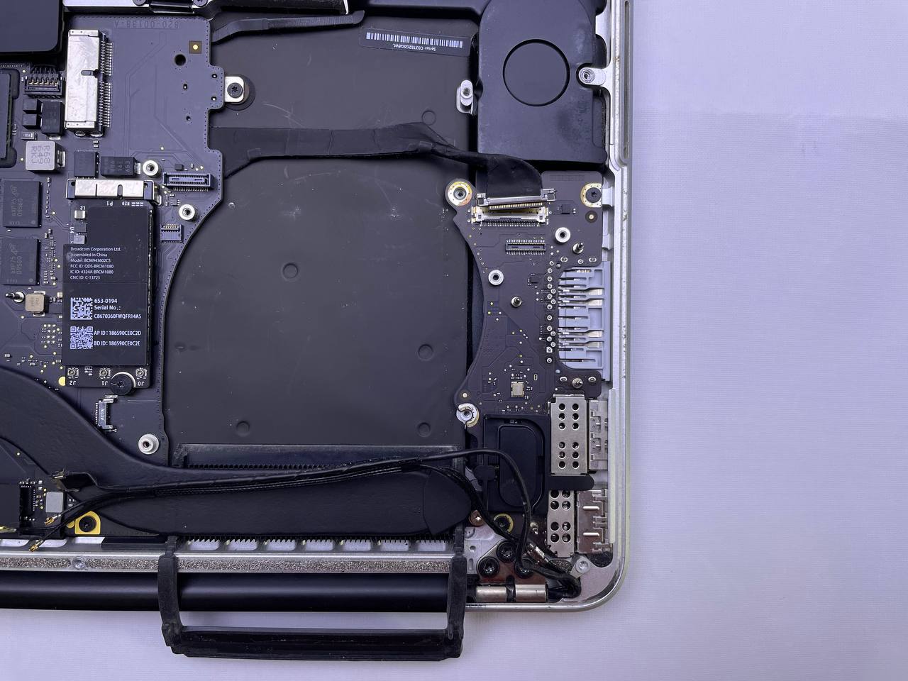 MacBook Pro A1398 2015 Logic Board replacement - TechToro.io